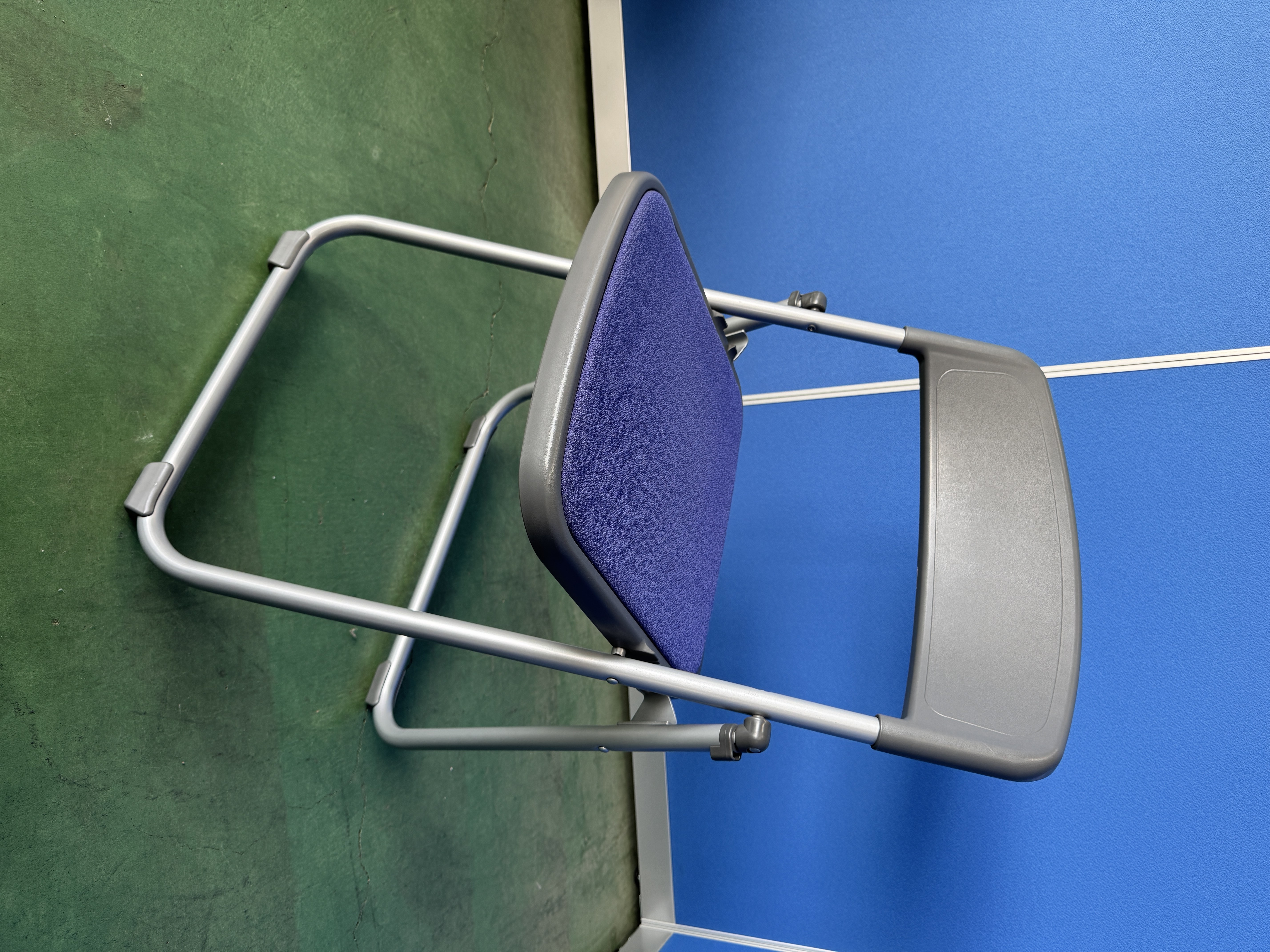 サンケイ　SCF64　ブルー　ミーティングチェア