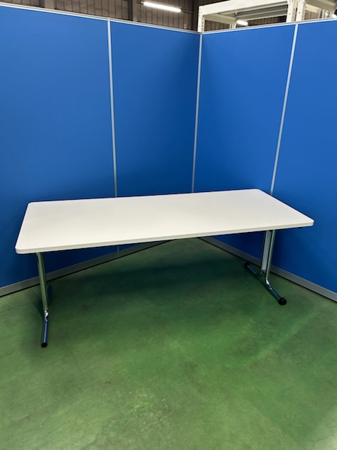 イトーキ　TKE　W1800　ホワイト　ミーティングテーブル