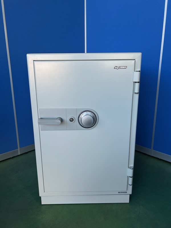 キングクラウン　耐火金庫　ダイヤル式