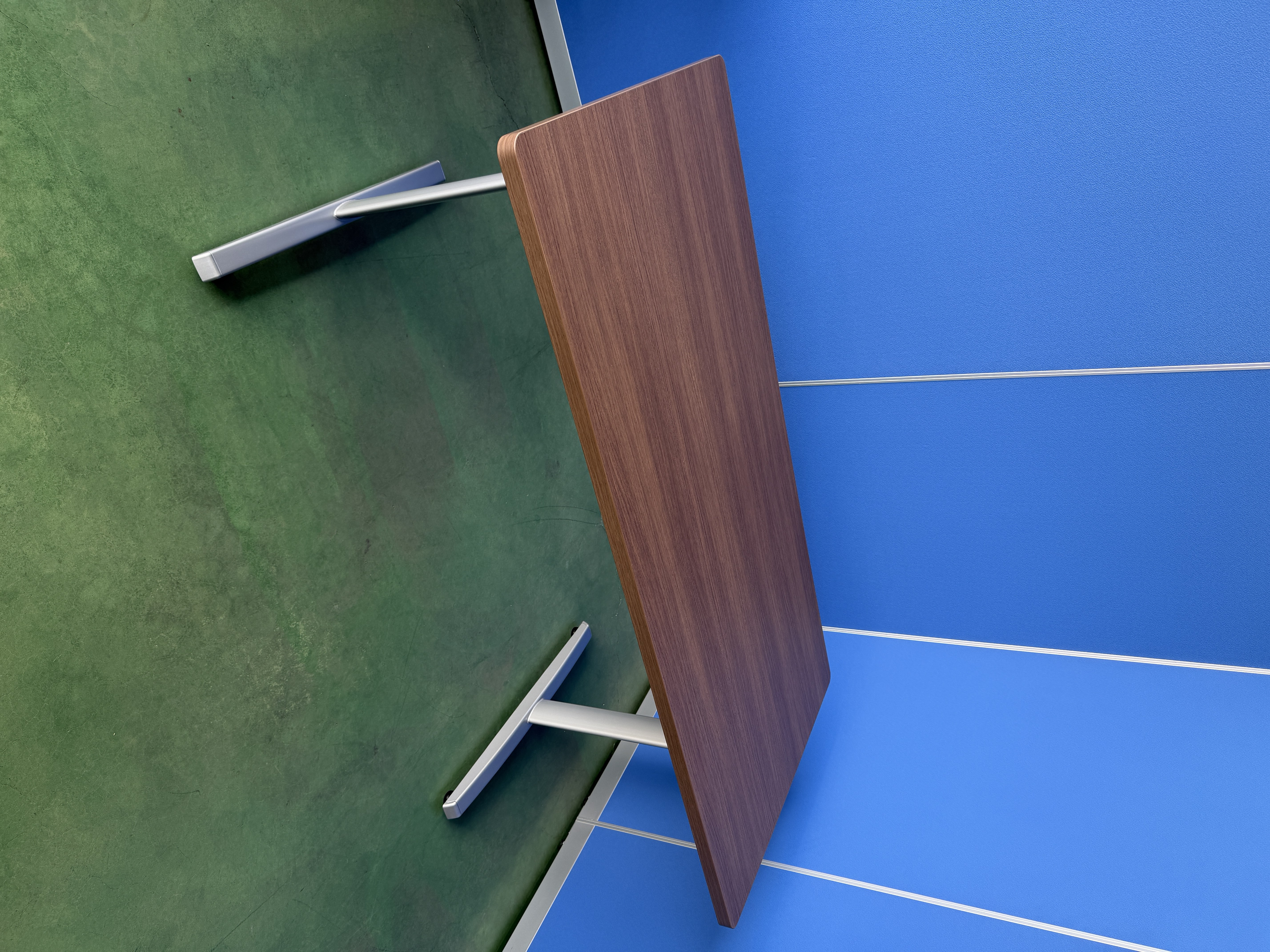 オカムラ　8177シリーズ　W1500　ネオウッドダーク　ミーティングテーブル［466］