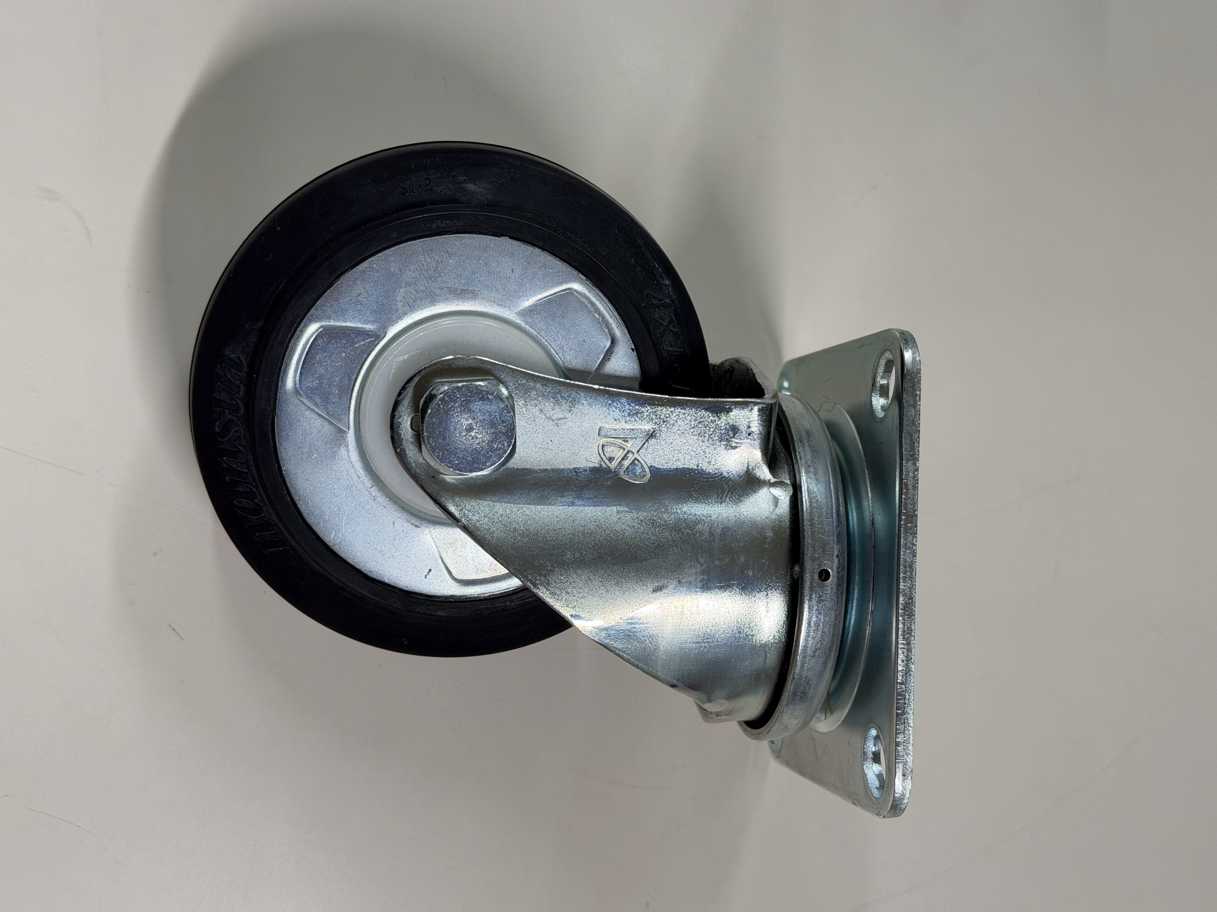 ナンシン　キャスター　ストッパー無し　100Φ　ボルトナット付［474］