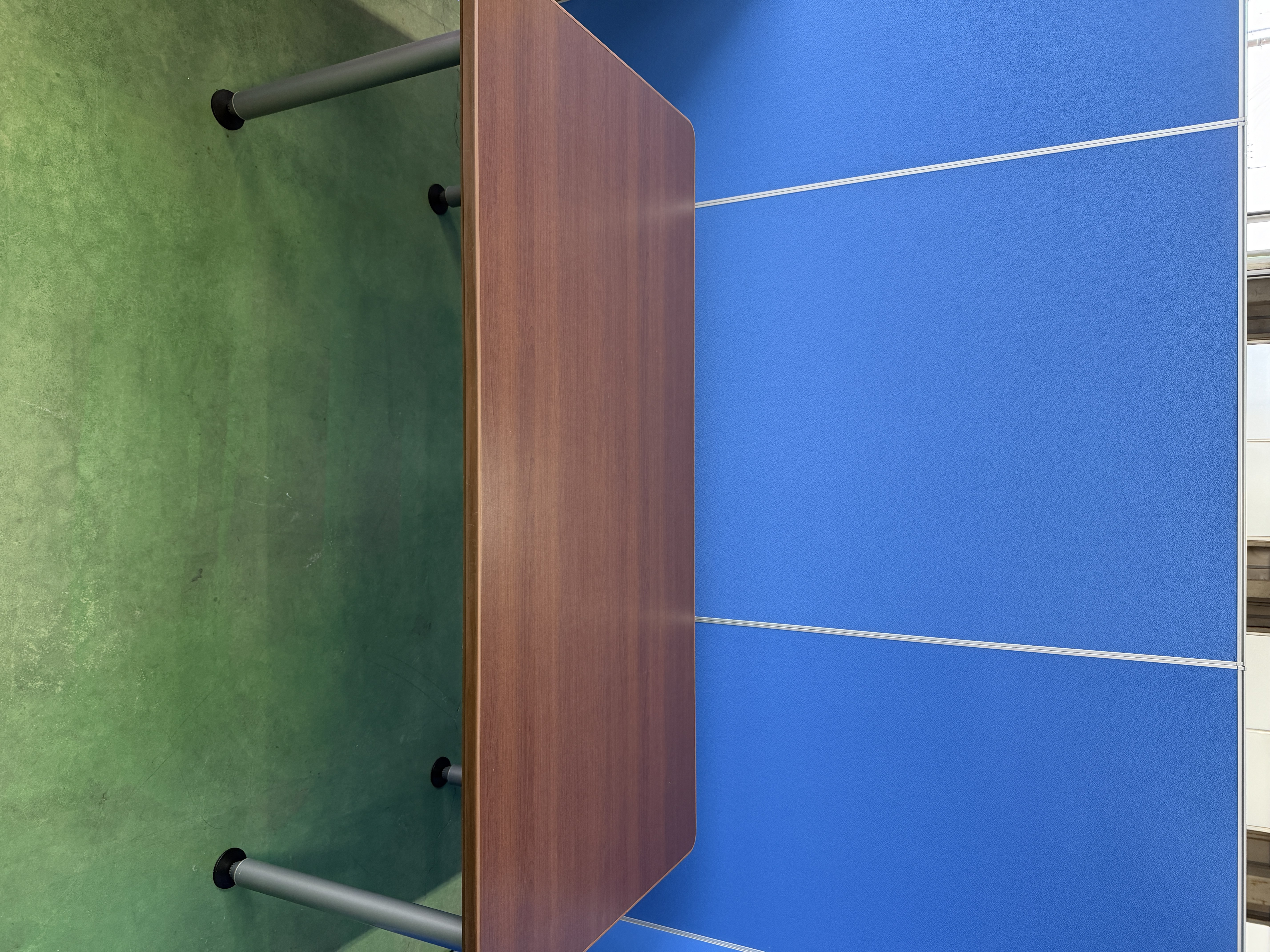 オカムラ　W1800　ブラウン　ミーティングテーブル［496］