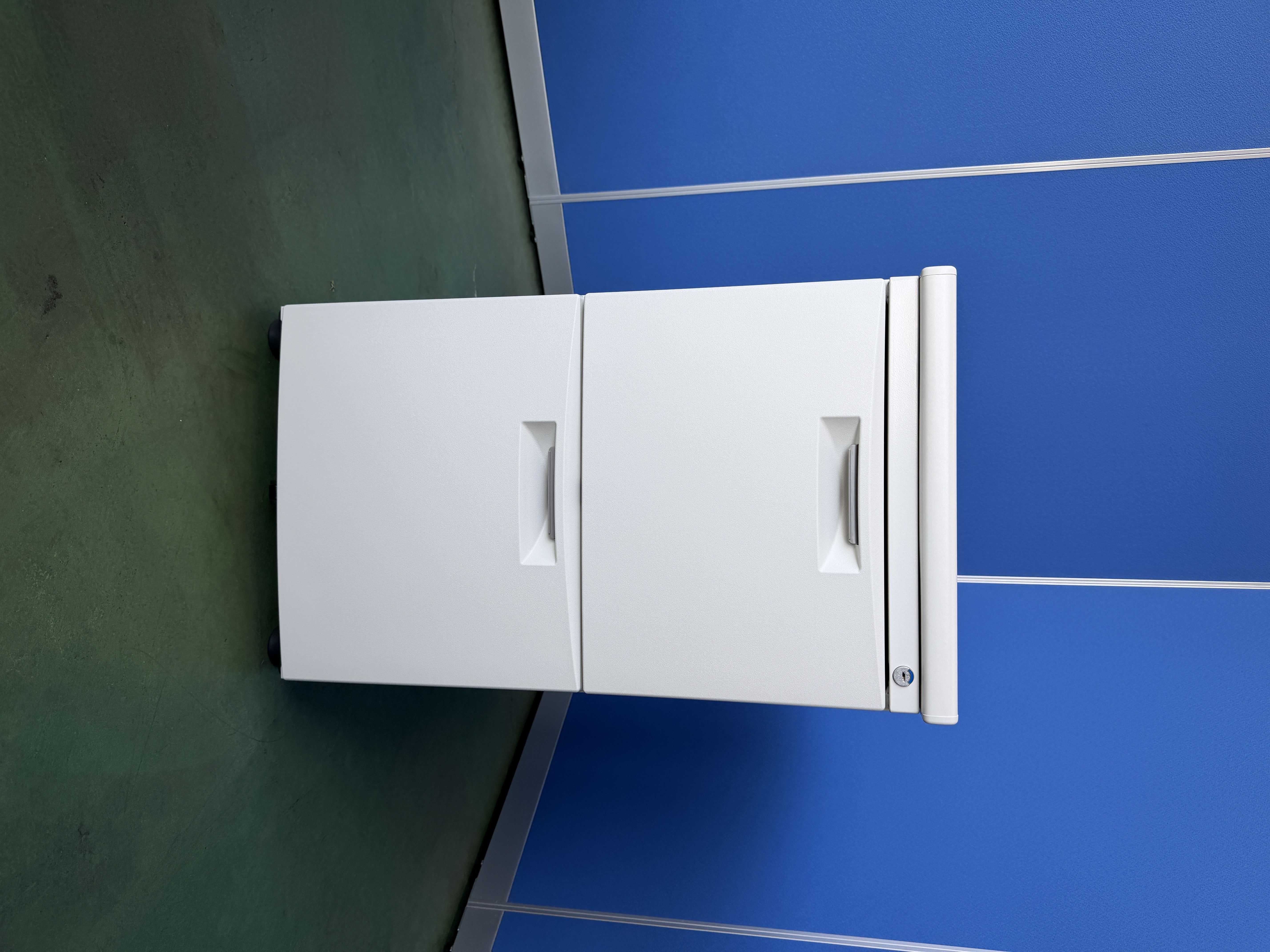 イトーキ　CZシリーズ　2段　ホワイト　脇机［524］