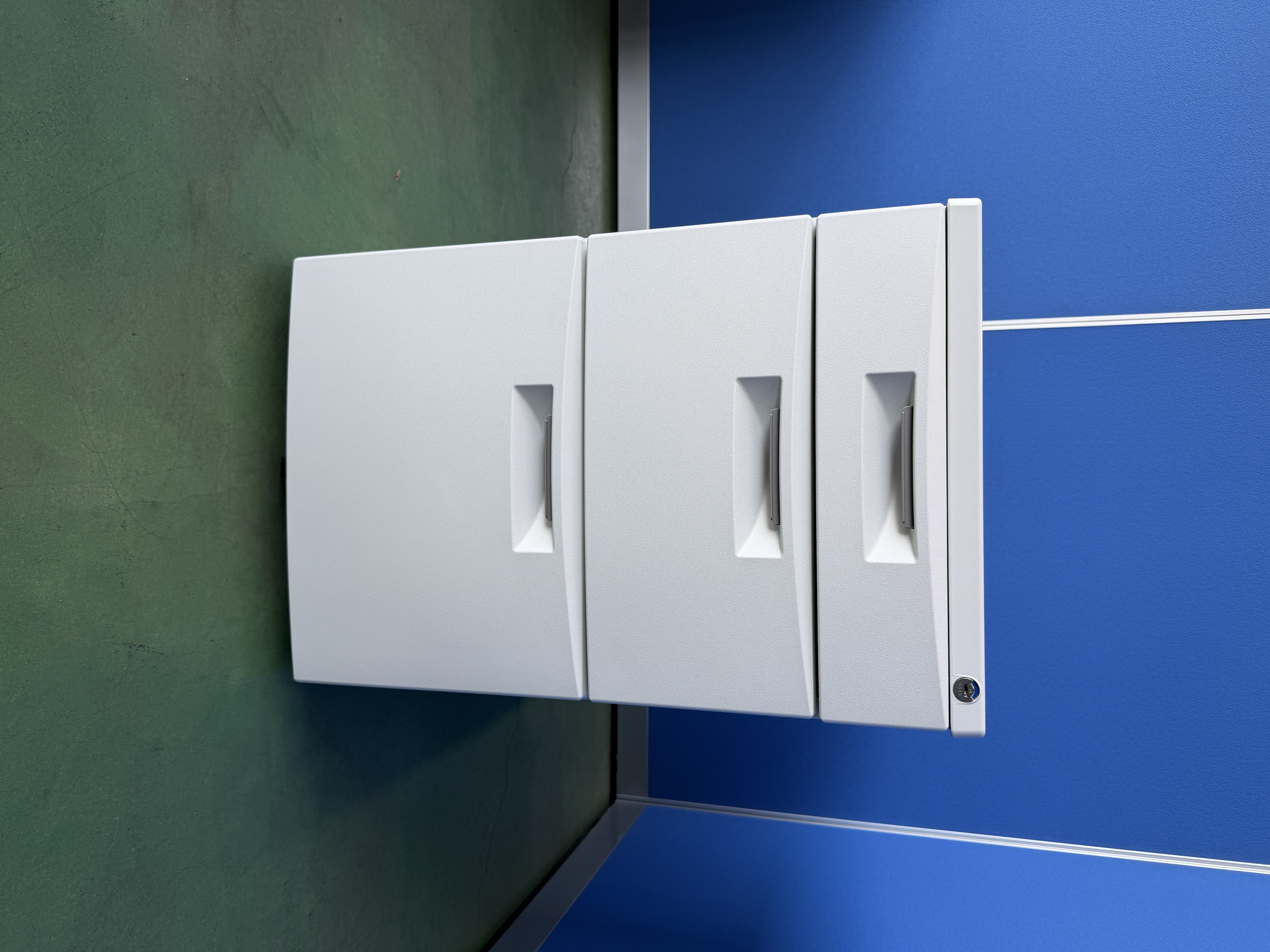 イトーキ　CZシリーズ　ホワイト　3段　デスクワゴン［525］