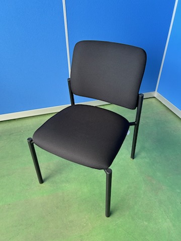 【4脚セット】 CLOVE　リネアチェア　ブラック　ミーティングチェア［543］