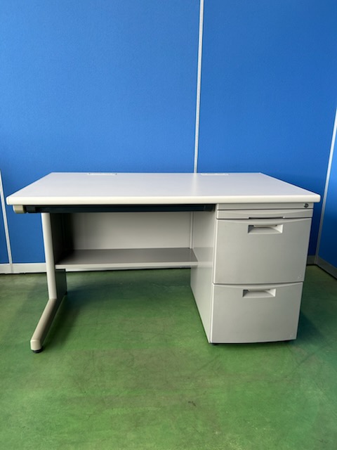 イトーキ　CZ　W1200　片袖机　ニューグレー　オフィスデスク［571］