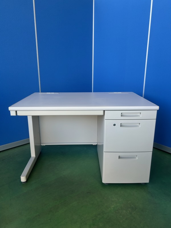 コクヨ　BSシリーズ　W1100　ホワイト　片袖机